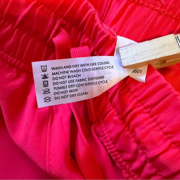 90 Degree By Reflex NWT  Vibrant Diva Pink (On Tag) Athletic Shorts - Picture 11 of 11